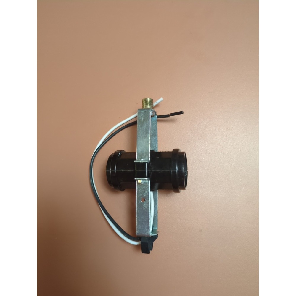 Two Bulb Snap-in Socket For‎ Square or Round Open Light Fixture
